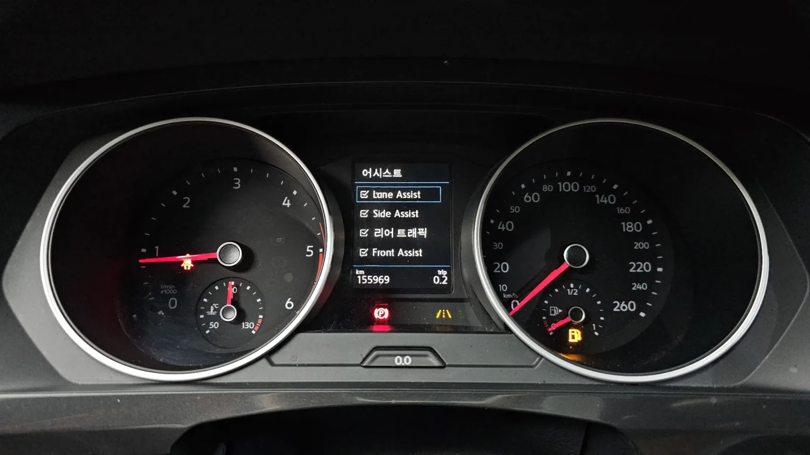 VW Tiguan 2.0TDI PRESTIGE HEAD UP/PANORAMA/360CAM, снимка 8 - Автомобили и джипове - 55188252