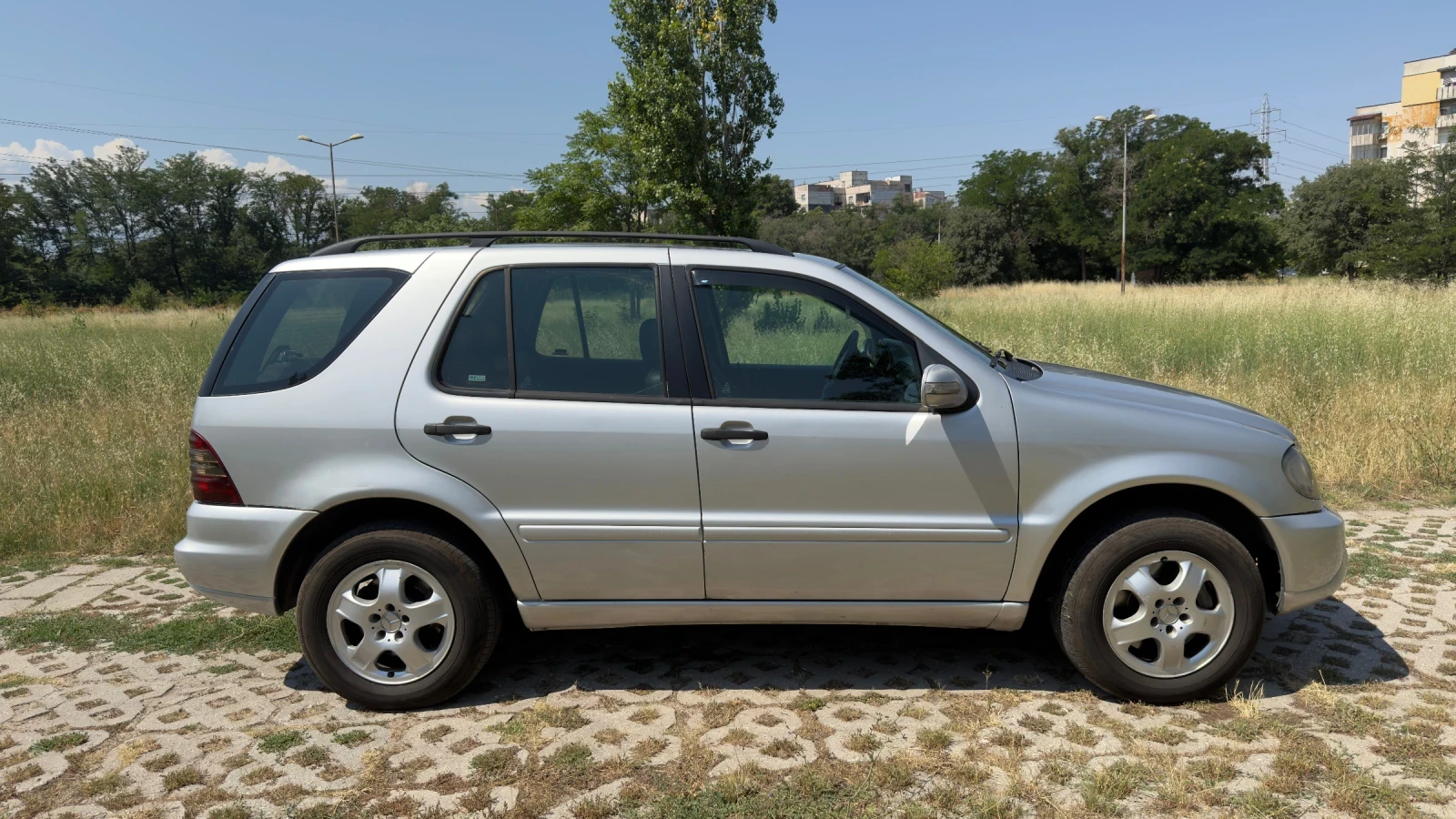 Mercedes-Benz ML 270, снимка 2 - Автомобили и джипове - 55330441