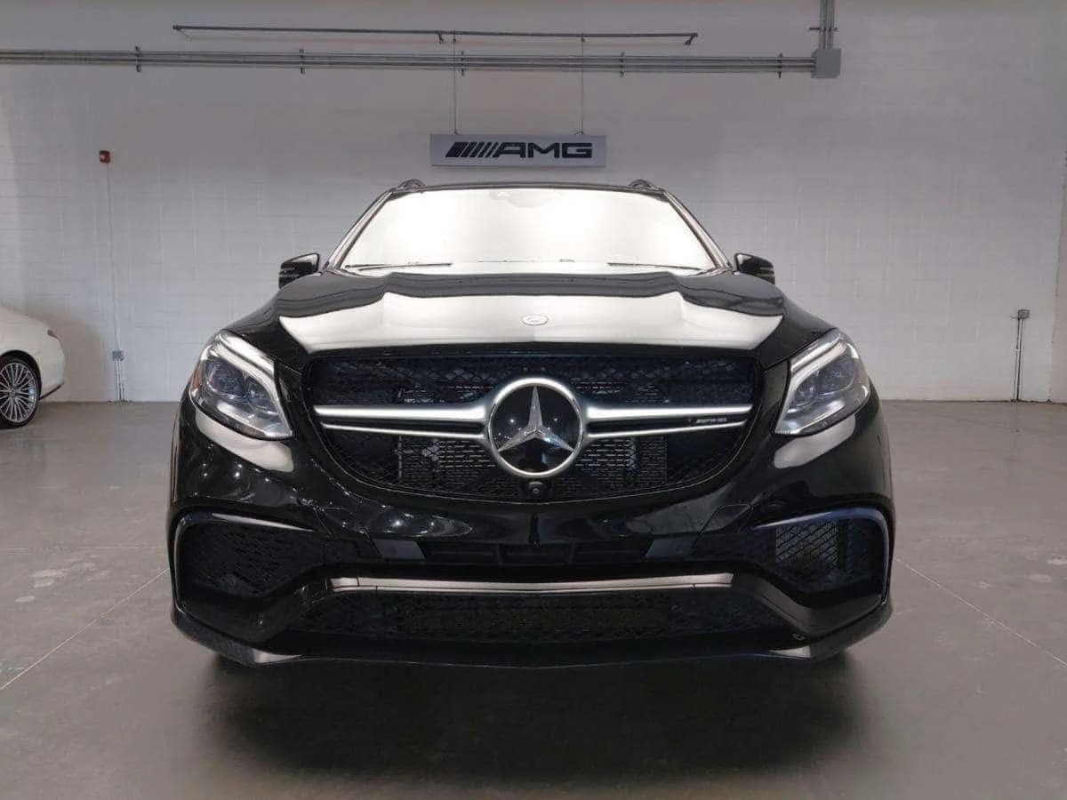 Mercedes-Benz GLE 63 AMG BURMESTER| NIGHT PACKAGE| MASSAGE| ЦЕНА ДО БГ, снимка 4 - Автомобили и джипове - 55466399
