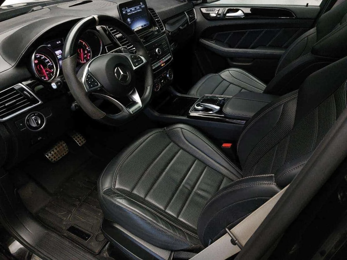 Mercedes-Benz GLE 63 AMG BURMESTER| NIGHT PACKAGE| MASSAGE| ЦЕНА ДО БГ, снимка 17 - Автомобили и джипове - 55466399