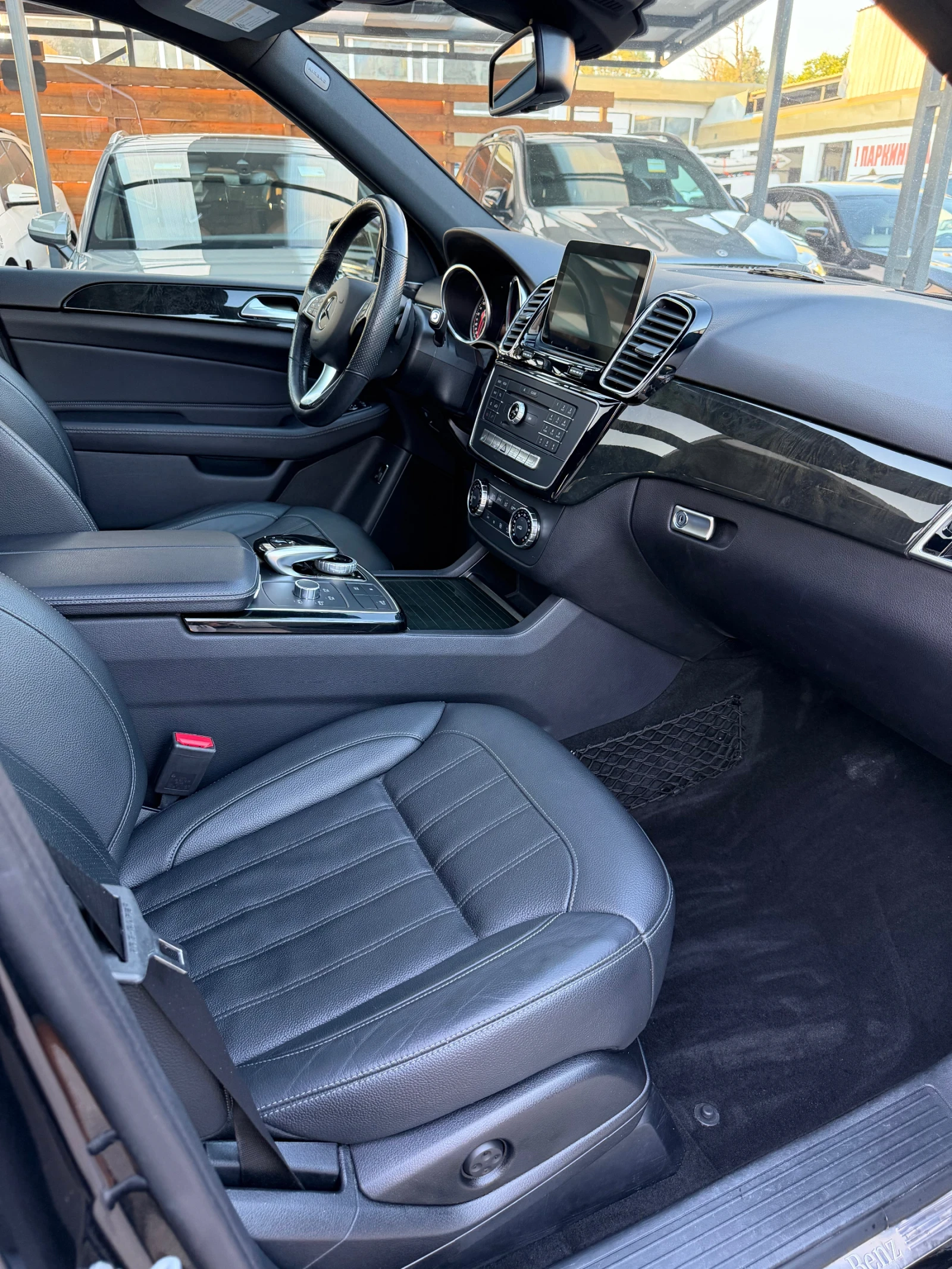 Mercedes-Benz GLE 400 AMG-Pack 4Matic, снимка 13 - Автомобили и джипове - 55710176