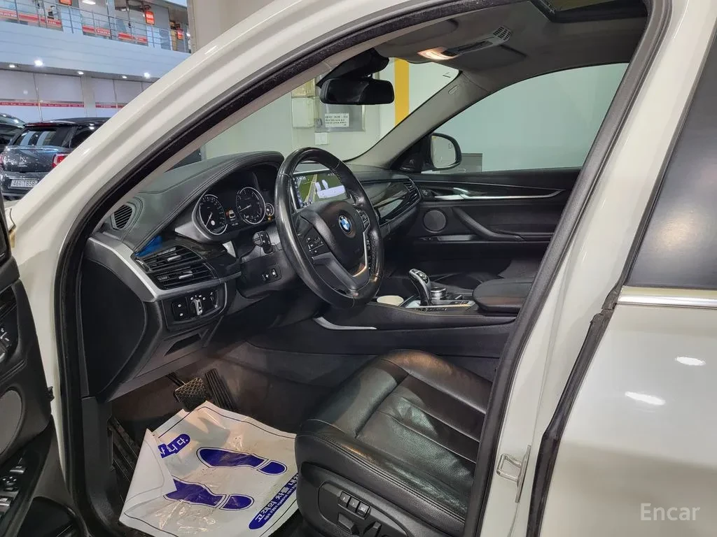 BMW X6 XDRIVE* 360CAM* PANO, снимка 8 - Автомобили и джипове - 56058879