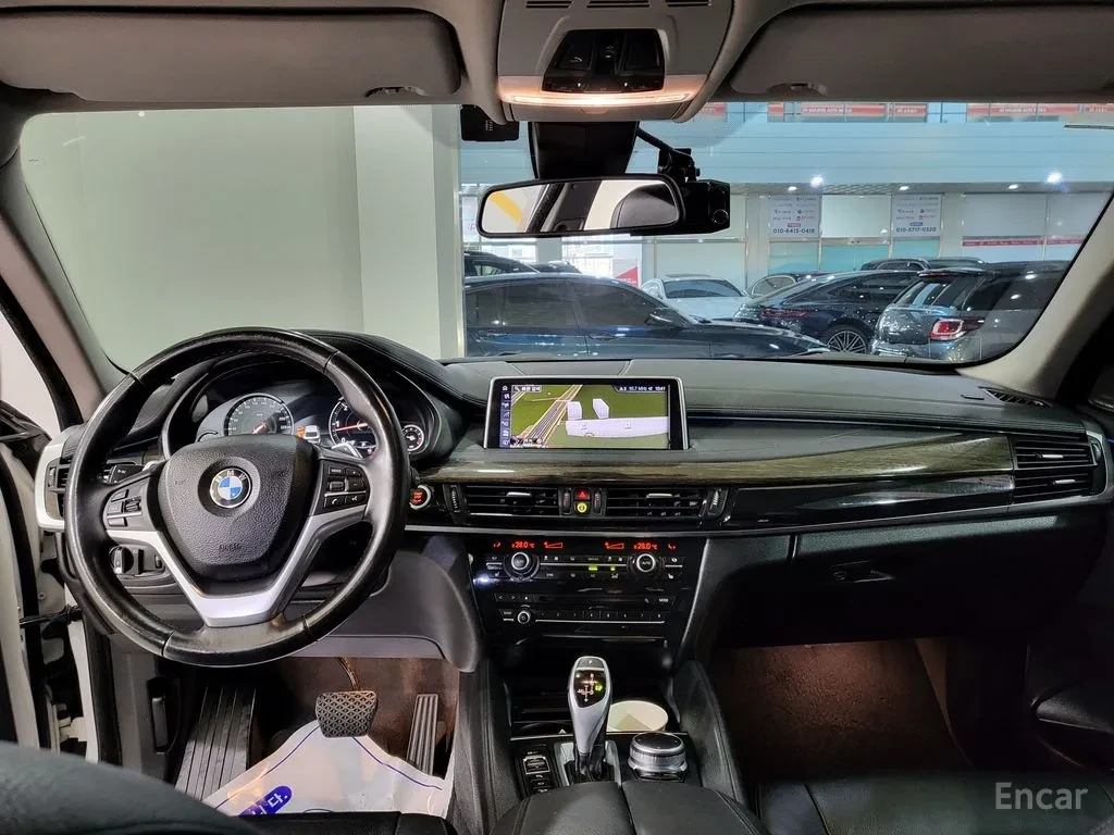 BMW X6 XDRIVE* 360CAM* PANO, снимка 7 - Автомобили и джипове - 56058879