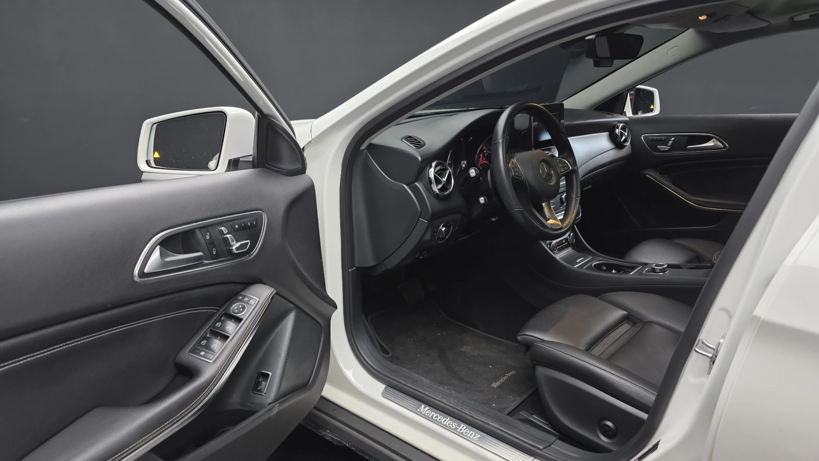Mercedes-Benz GLA 220 GLA220 Premium autogeorge.com, снимка 14 - Автомобили и джипове - 56082783