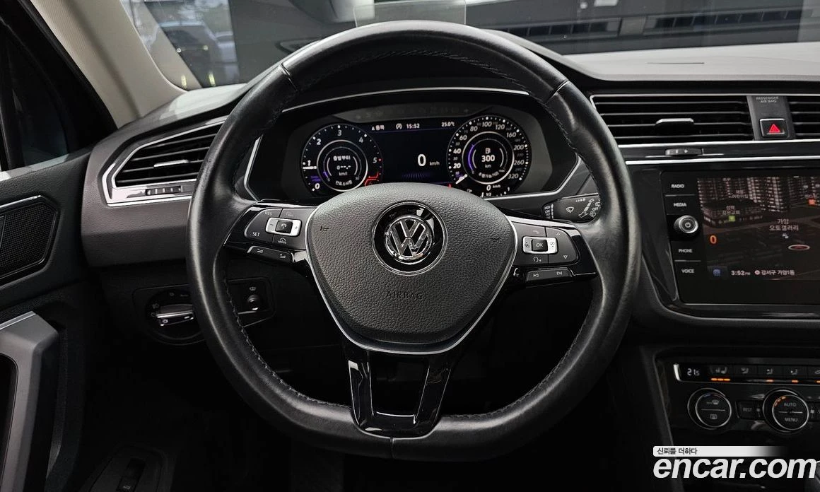 VW Tiguan 2.0 TDI 4Motion Prestige, снимка 13 - Автомобили и джипове - 56122226