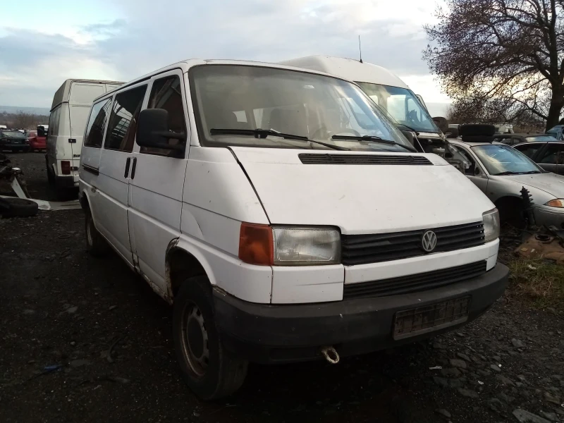 VW T4 2.4, снимка 1 - Бусове и автобуси - 48283290