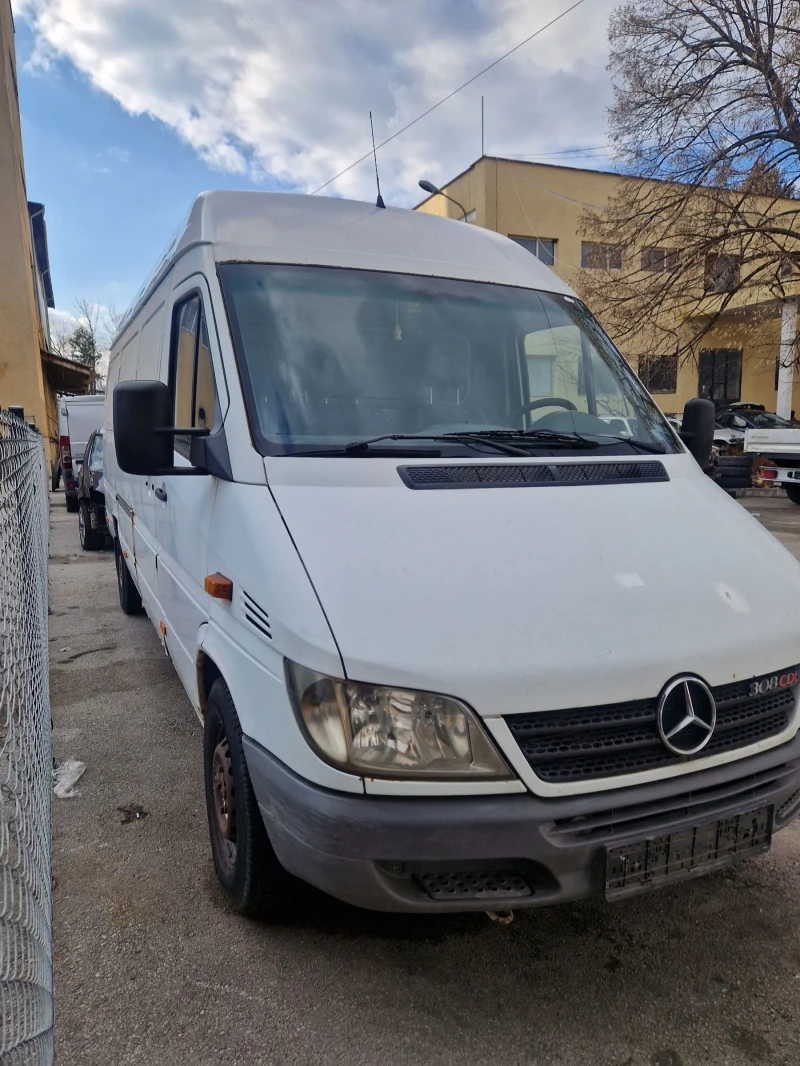 Mercedes-Benz Sprinter 308 2.2CDI, снимка 3 - Бусове и автобуси - 49365236