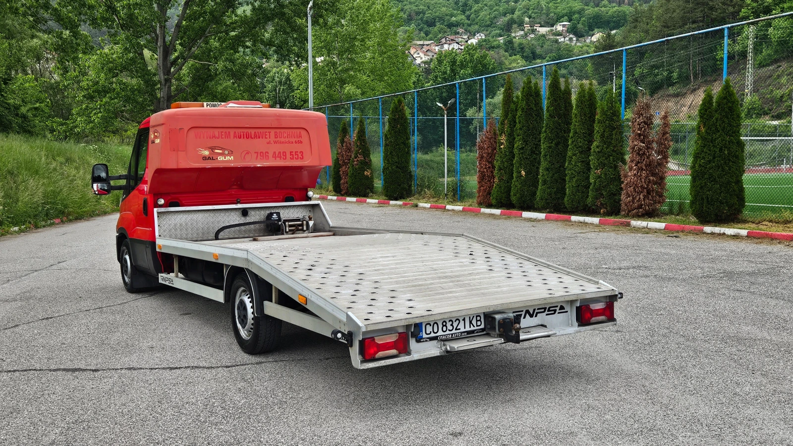 Iveco Daily 3.0 Specialen/Klimatronik/Spalno, снимка 5 - Бусове и автобуси - 54598824
