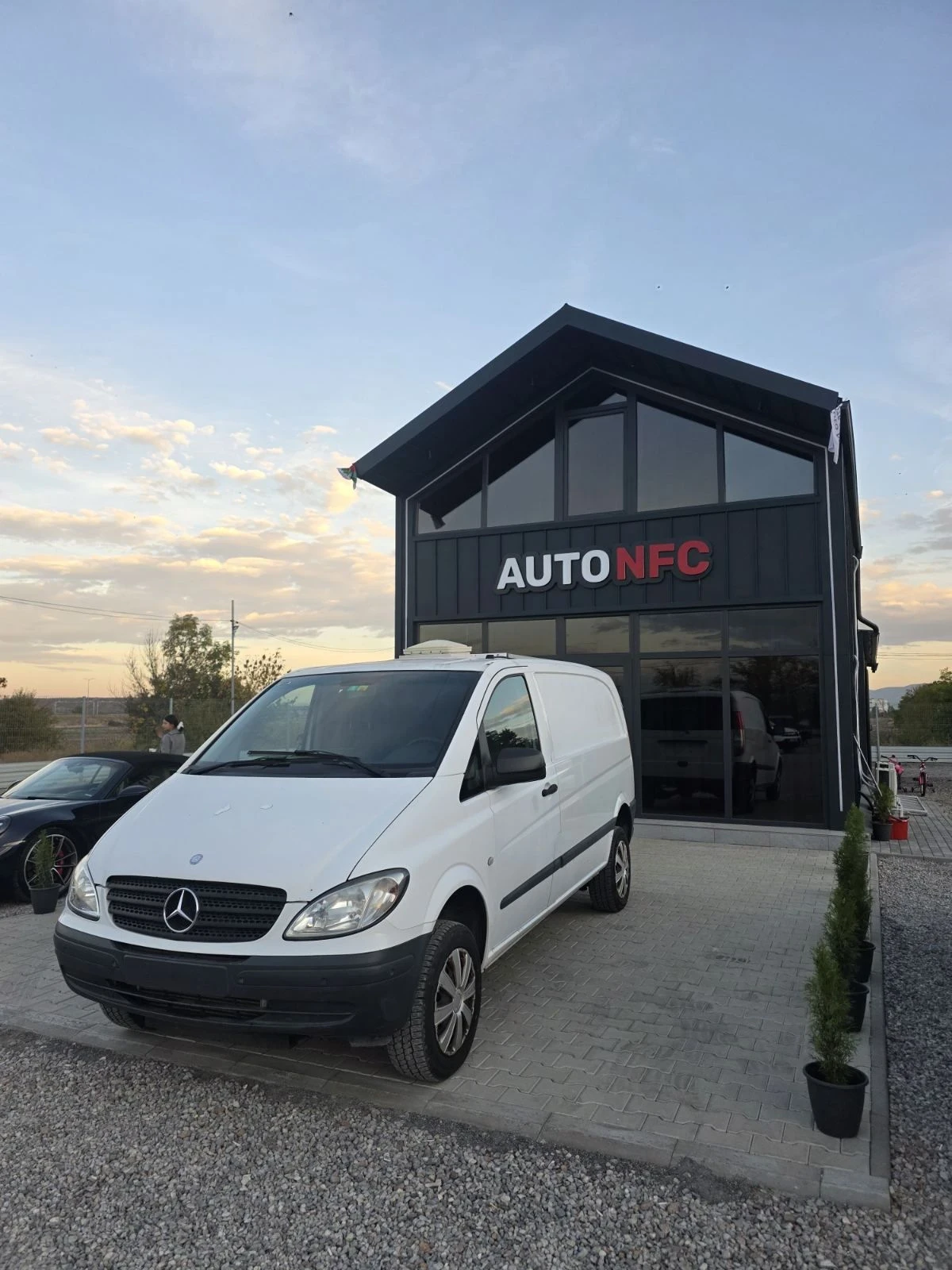 Mercedes-Benz Vito 220d, 4x4 camper , снимка 3 - Бусове и автобуси - 56622504
