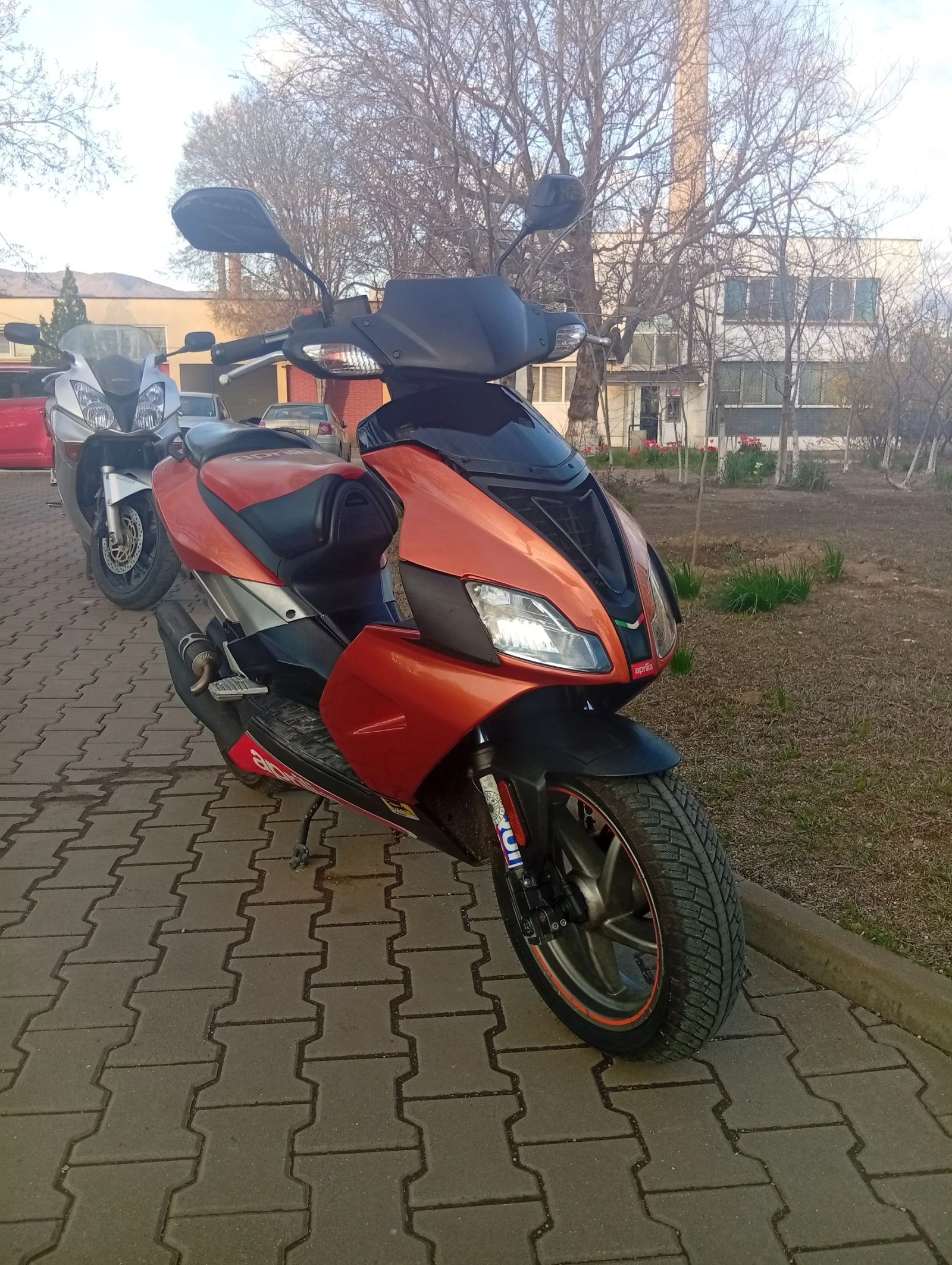 Aprilia Sr Factory rr 