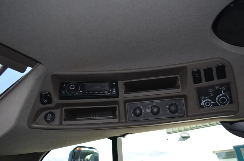 Трактор CASE IH  Puma CVX 240, снимка 10 - Селскостопанска техника - 52018481