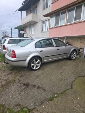 Skoda Superb, снимка 1