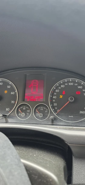 VW Touran 2, снимка 2