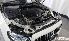 Mercedes-Benz E 220 Cabriolet, снимка 6