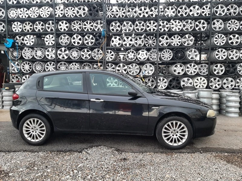 Alfa Romeo 147 1.6i, снимка 2 - Автомобили и джипове - 47061159