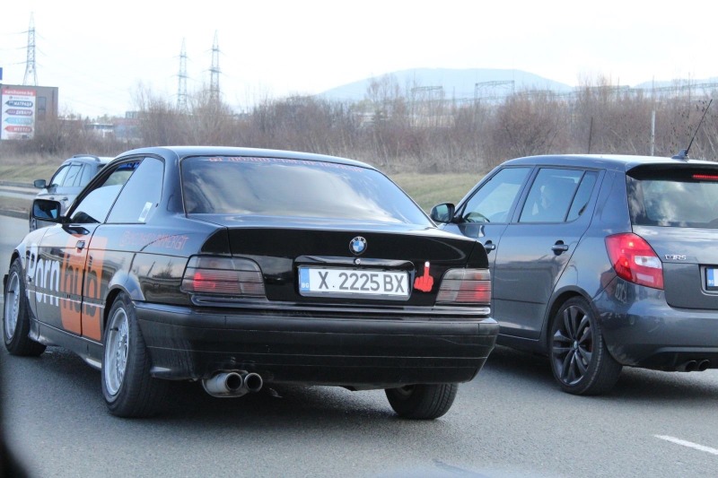 BMW 320 М52б20, снимка 1 - Автомобили и джипове - 45049203