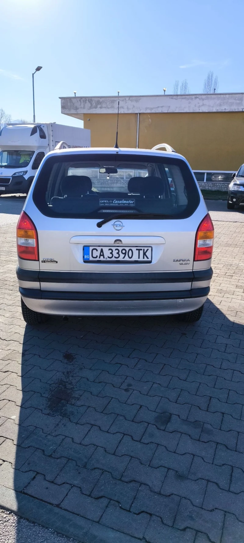 Opel Zafira, снимка 4 - Автомобили и джипове - 48395439