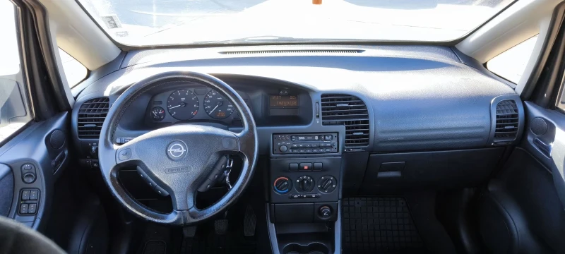 Opel Zafira, снимка 7 - Автомобили и джипове - 48395439