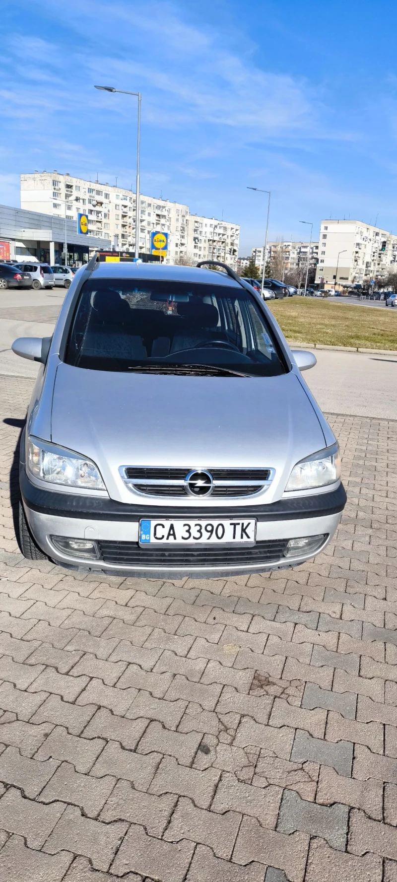 Opel Zafira, снимка 1 - Автомобили и джипове - 48395439