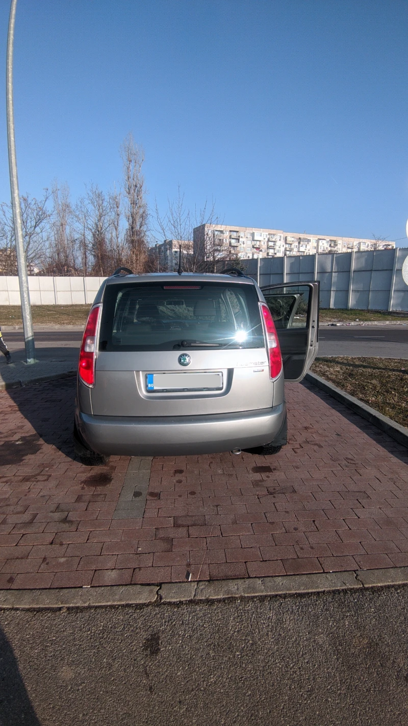 Skoda Roomster, снимка 4 - Автомобили и джипове - 48504594