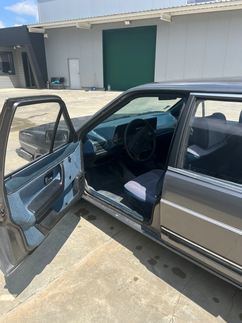 VW Santana, снимка 7 - Автомобили и джипове - 51322433