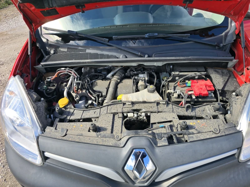 Renault Kangoo Сервизна история!, снимка 9 - Автомобили и джипове - 52739319