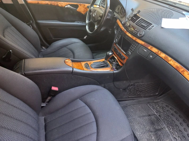 Mercedes-Benz E 280 CDI, снимка 6 - Автомобили и джипове - 52598254
