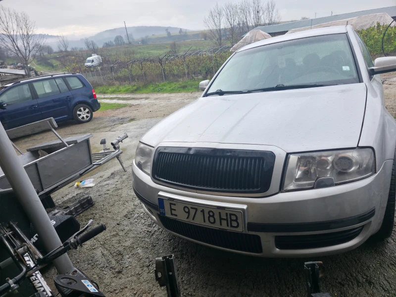 Skoda Superb, снимка 4 - Автомобили и джипове - 53213425