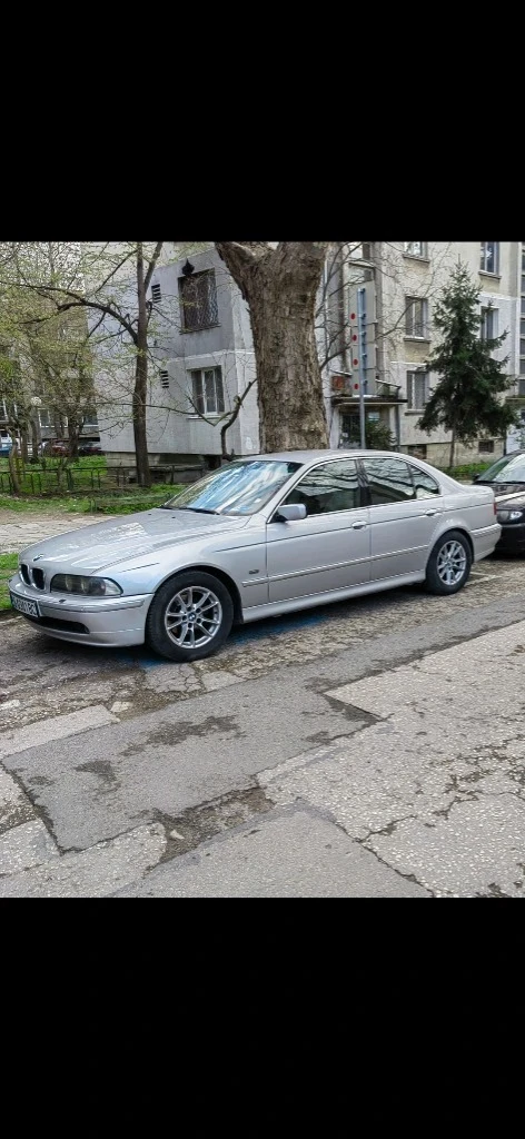 BMW 520, снимка 1 - Автомобили и джипове - 48339728