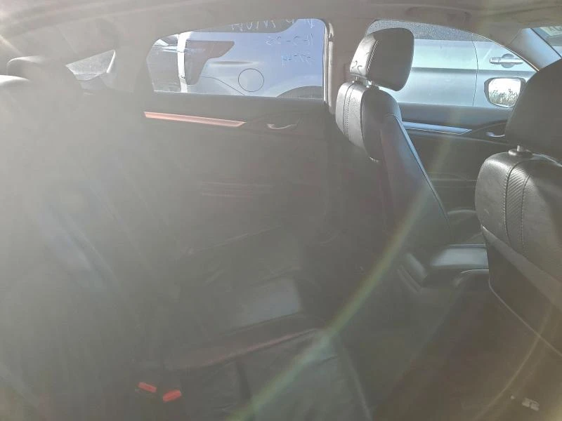 Honda Civic 1.5L 4 Front-wheel Drive, снимка 13 - Автомобили и джипове - 52884392