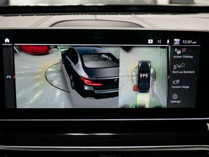 BMW 550 I * M-Package* * HeadUp* AвтоКредит* (ЦЕНА ДО БГ), снимка 14 - Автомобили и джипове - 53428817