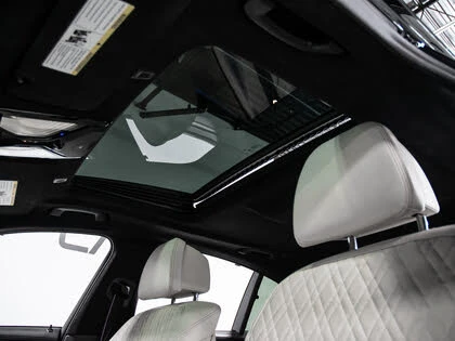 BMW 550 I * M-Package* * HeadUp* AвтоКредит* (ЦЕНА ДО БГ), снимка 12 - Автомобили и джипове - 53428817