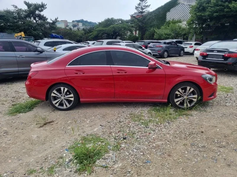 Mercedes-Benz CLA 200 D, снимка 5 - Автомобили и джипове - 55264718