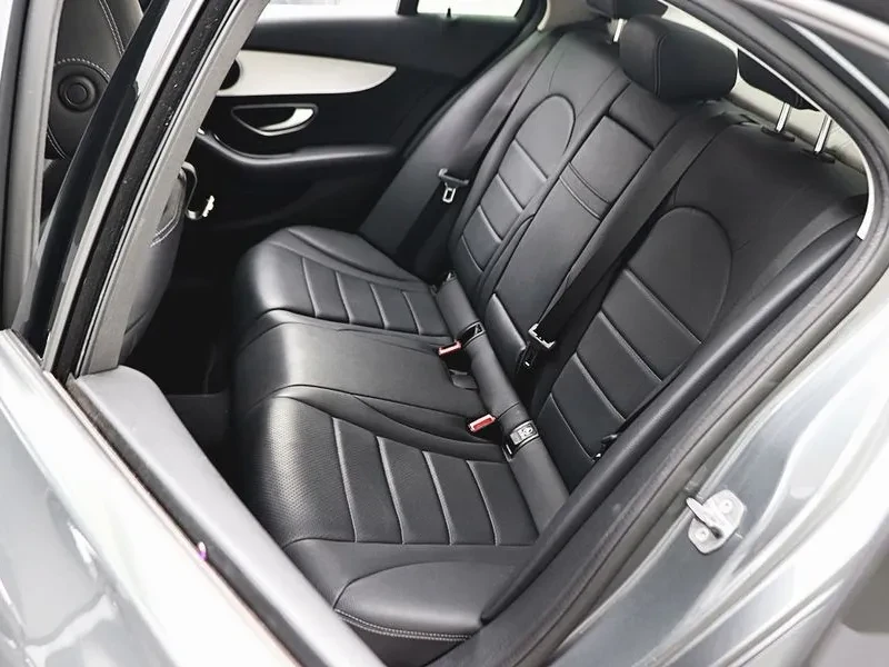 Mercedes-Benz C 200 Avantgarde, снимка 8 - Автомобили и джипове - 56020813