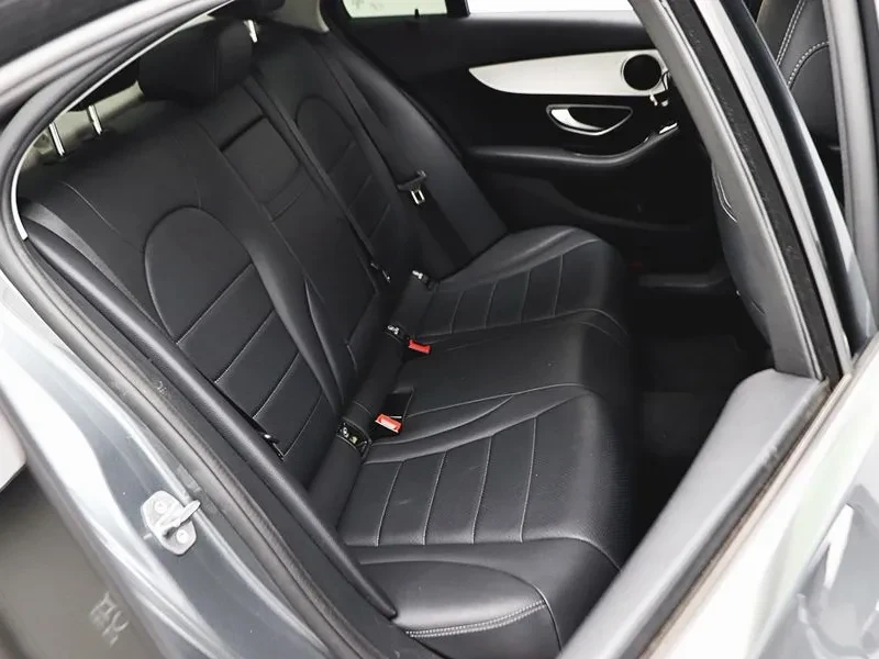 Mercedes-Benz C 200 Avantgarde, снимка 10 - Автомобили и джипове - 56020813
