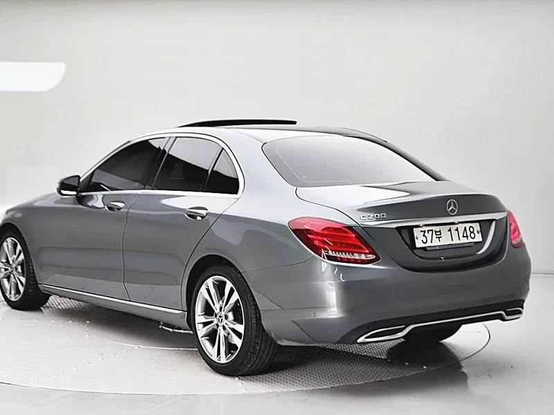 Mercedes-Benz C 200 Avantgarde, снимка 2 - Автомобили и джипове - 56020813