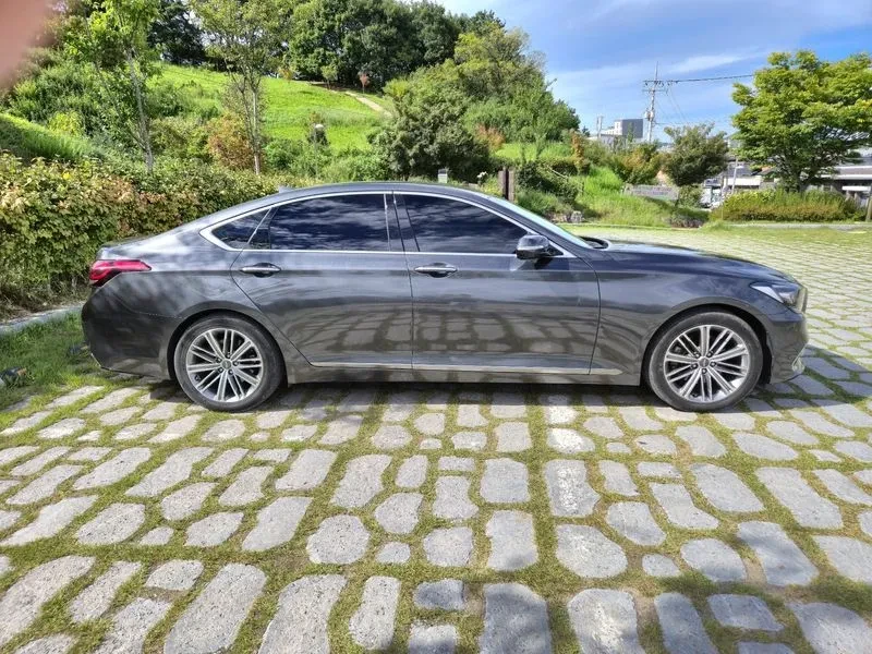 Genesis G80 3.3 Gdi Luxury, снимка 5 - Автомобили и джипове - 56112956