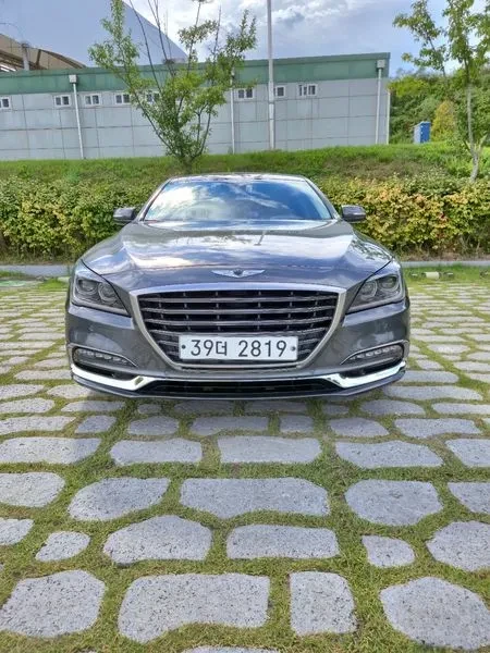 Genesis G80 3.3 Gdi Luxury, снимка 2 - Автомобили и джипове - 56112956