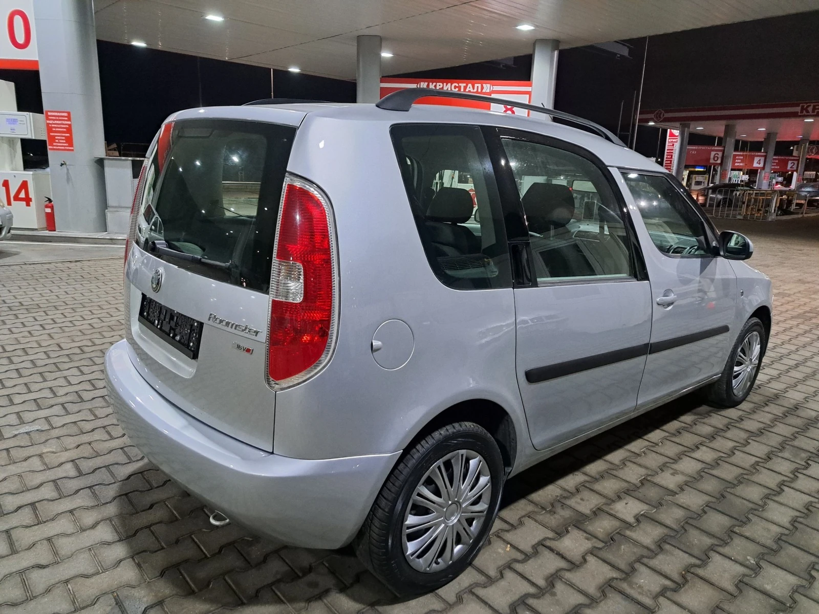 Skoda Roomster 1.4i 16v 86ps.GPL ITALIA | Mobile.bg — изображение 13