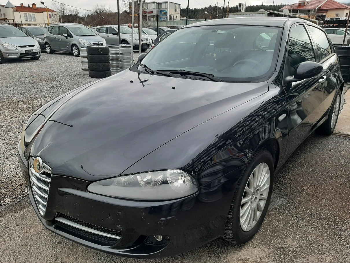 Alfa Romeo 147 1.6i - изображение 4