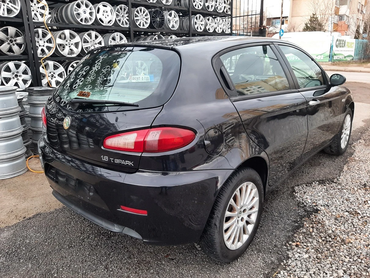 Alfa Romeo 147 1.6i - изображение 7