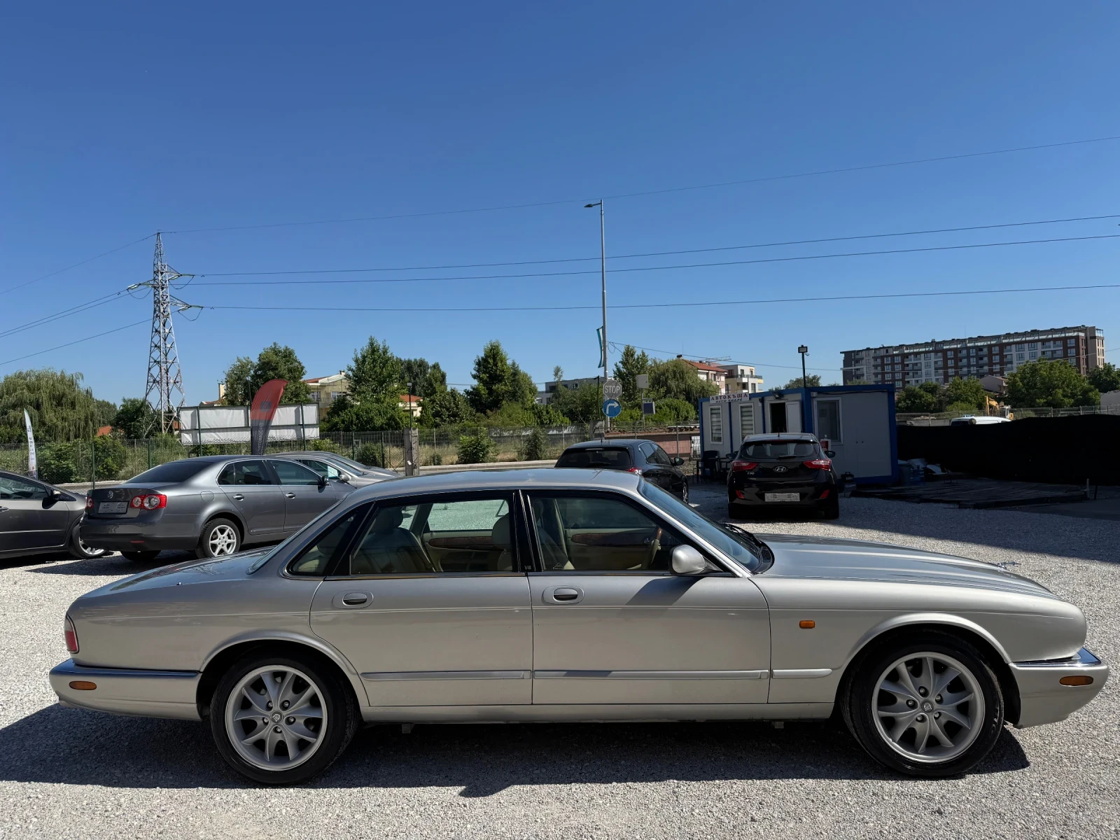 Jaguar Xj 4.0i* ГАЗОВ ИНЖ* Sovereign* V8* РЕГИСТРАЦИЯ - изображение 5