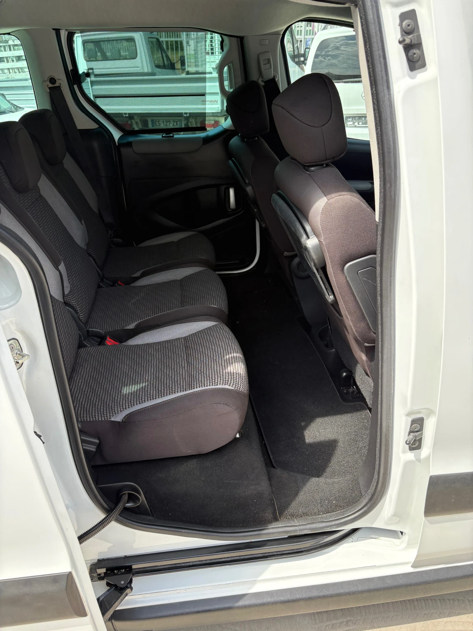 Peugeot Partner 1, 6HDI 110kc - изображение 6