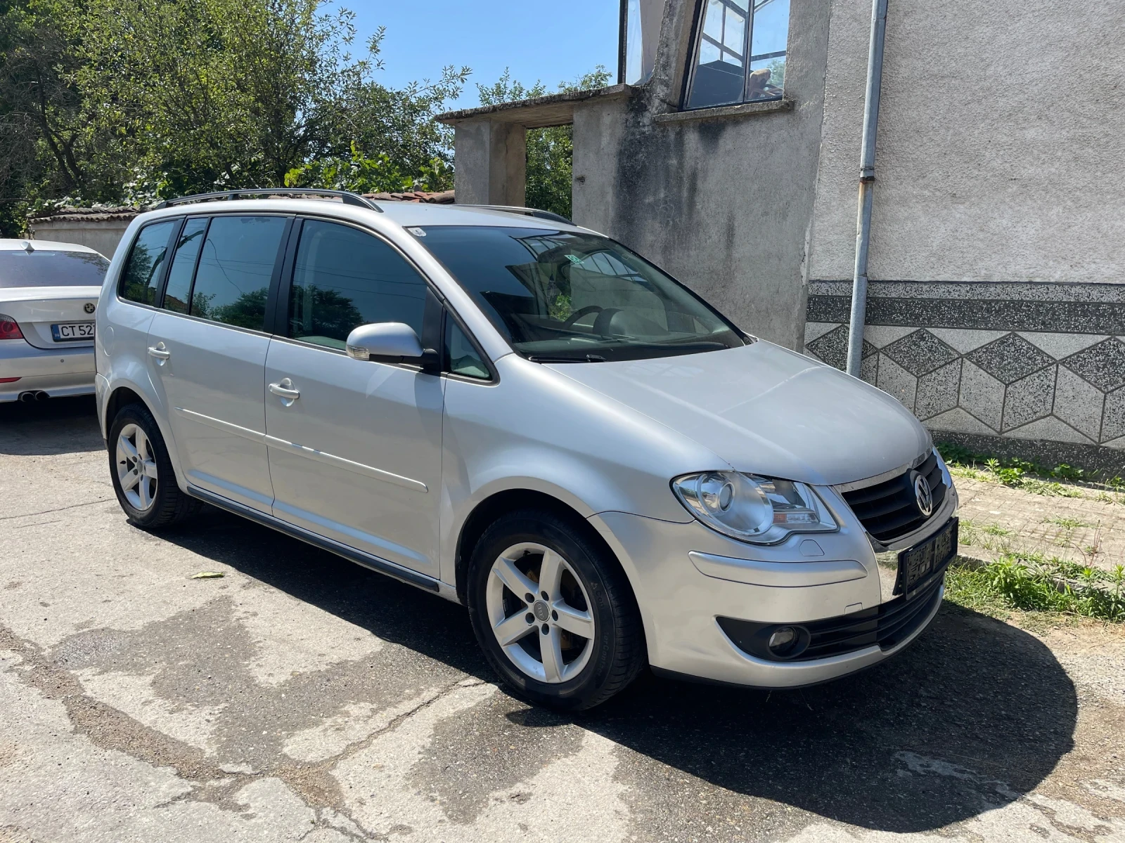 VW Touran 2.0 TDI - изображение 2
