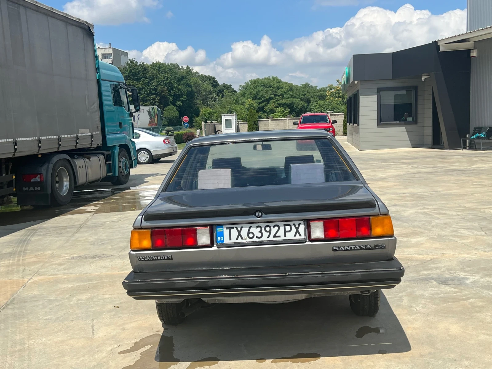 VW Santana  - изображение 4