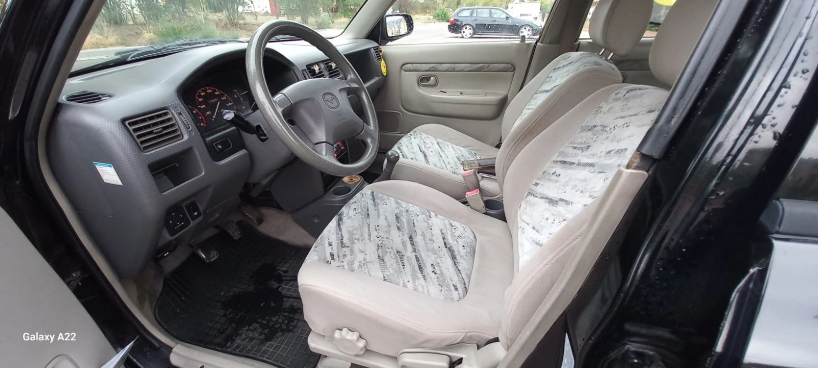 Mazda Demio  - изображение 4