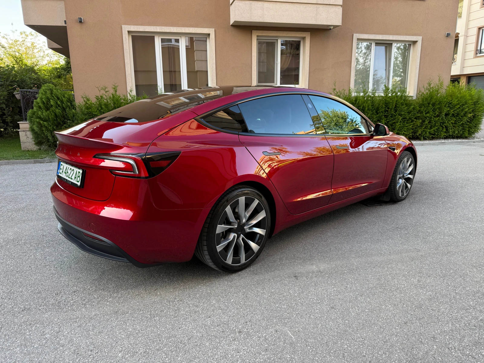 Tesla Model 3 Highland - изображение 6