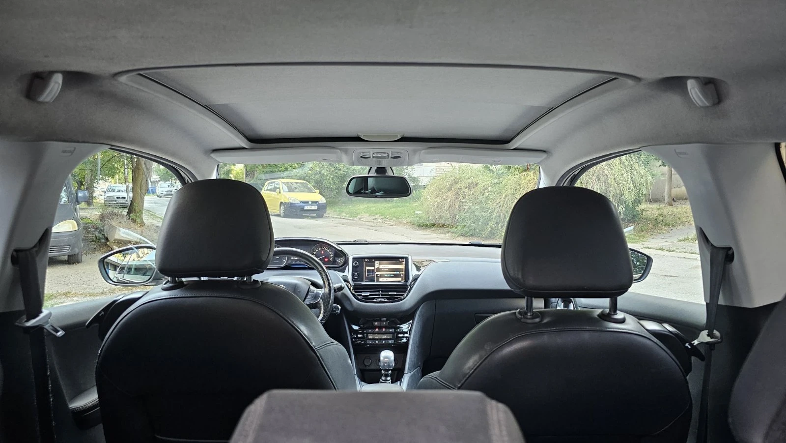 Peugeot 208 208 e hdi  - изображение 9