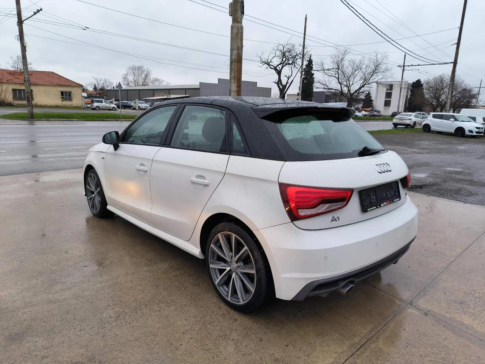 Audi A1 1.4d-SLine-Navi-Automat-130.000km-Euro-6B - изображение 7