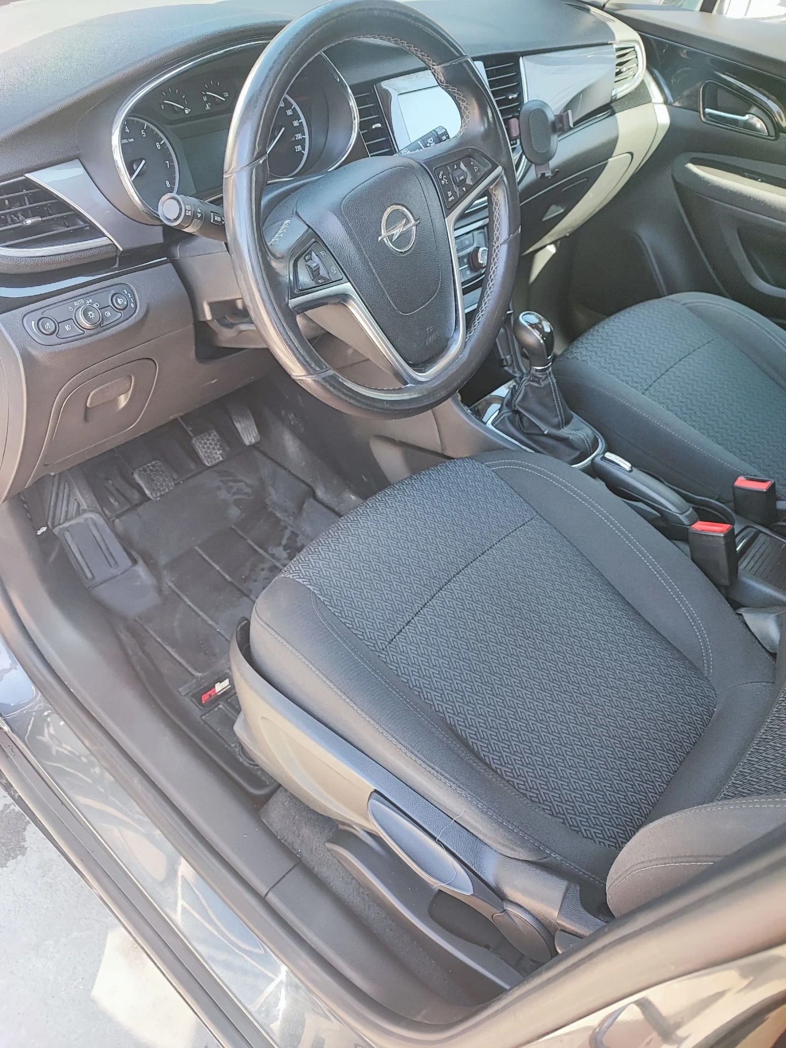 Opel Mokka X, снимка 12 - Автомобили и джипове - 54134633